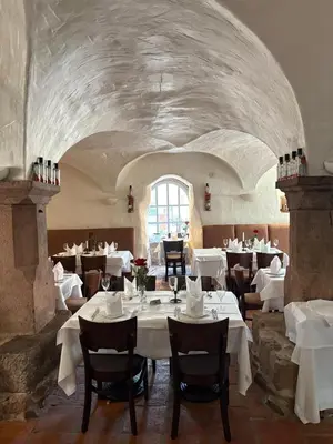 Ein Restaurant oder anderes Speiselokal in der Unterkunft Hotel Restaurant Altes Badhaus