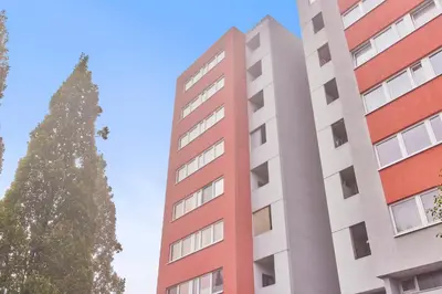 Das Gebäude in dem sich die Ferienwohnung befindet