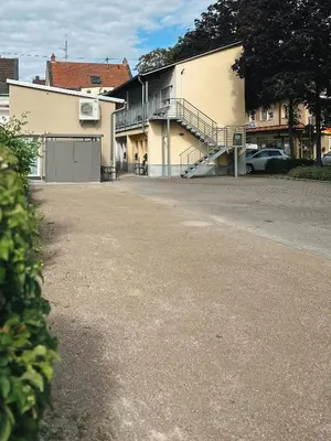 Das Gebäude in dem sich das Hotel befindet