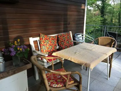 Ein Sitzbereich in der Unterkunft Ferienhaus im Wald an der Weinstrasse
