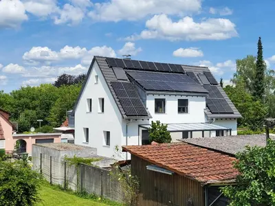 Das Gebäude in dem sich die Ferienwohnung befindet