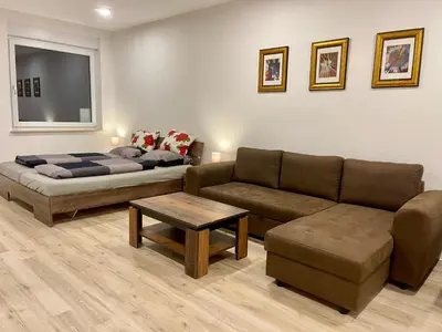 Ein Sitzbereich in der Unterkunft Goldstadt Studio Suite- City Apartament Schlössle Zentrum Pforzheim