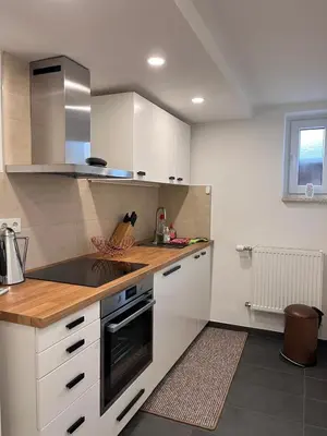 Küche/Küchenzeile in der Unterkunft Neu! Große Ferienwohnung 3 Zimmer mit Küche und Bad, 90 qm mit Netflix und PS5