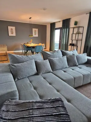Ein Sitzbereich in der Unterkunft Ferienwohnung in Schwieberdingen