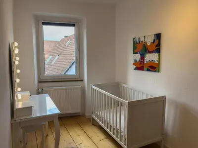 Grundriss der Unterkunft Vyne Apartments - Ganzes Haus mit privatem Hof & Stellplatz - Großes Wohnzimmer
