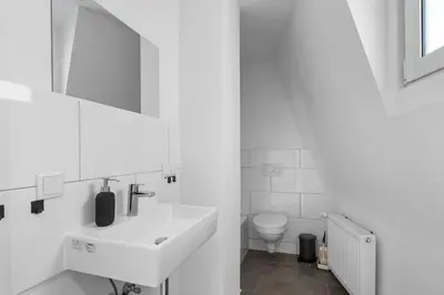 Ein Badezimmer in der Unterkunft MA01 Großes Haus in Trebur!