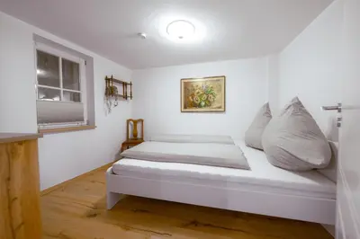 Ein Bett oder Betten in einem Zimmer der Unterkunft Modernes Altstadt-Juwel