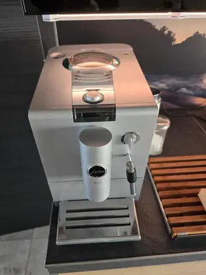 Kaffee-/Teezubehör in der Unterkunft Luxus-Wohnung mit IndoorPool
