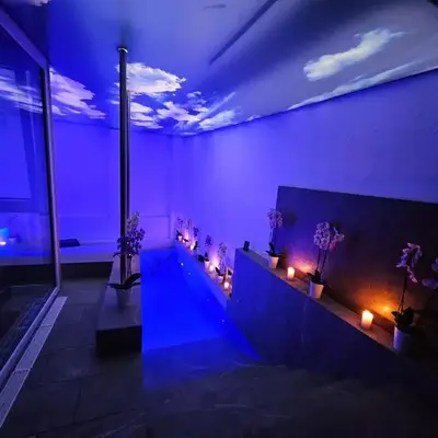 Luxus-Wohnung mit IndoorPool