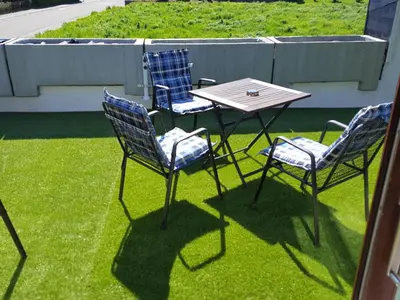 Ein Garten an der Unterkunft Große Ferienwohnung Sinsheim-Dühren