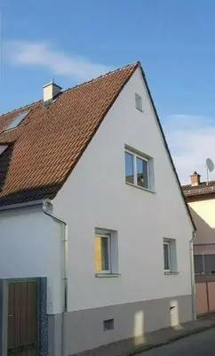 Das Gebäude in dem sich die Ferienwohnung befindet
