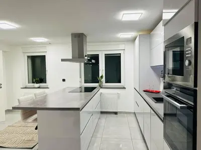 Küche/Küchenzeile in der Unterkunft Luxus Reihenmittelhaus