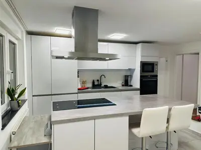 Küche/Küchenzeile in der Unterkunft Luxus Reihenmittelhaus
