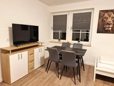 TV/Unterhaltungsangebot in der Unterkunft ACR-Accommodations, Gästezimmer, Monteurunterkünfte