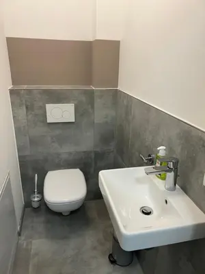 Ein Badezimmer in der Unterkunft Zentrale Lage Netflix