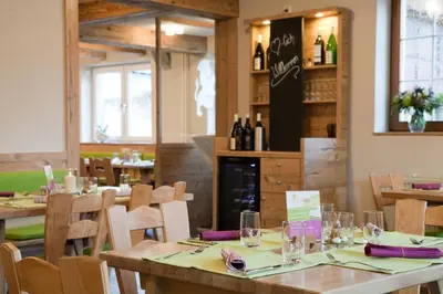 Getränke in der Unterkunft Landhotel Zur Bretzel