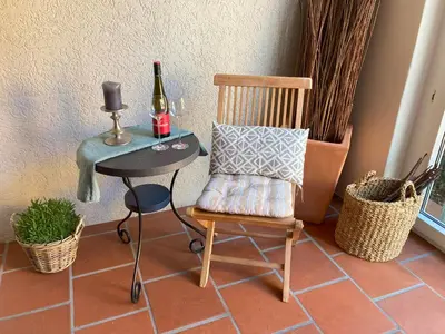 Ein Sitzbereich in der Unterkunft Ferienhaus an der KIostermauer