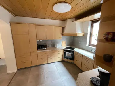 Küche/Küchenzeile in der Unterkunft Klimatisierte Wohnung