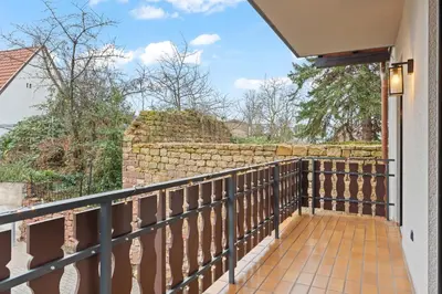 Ein Balkon oder eine Terrasse in der Unterkunft 1-2 Personen - Parkplatz - Fahrradgarage - Zentrum - Küche - Balkon - Klima