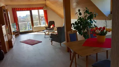 Ein Sitzbereich in der Unterkunft Ferien im Winzerhaus