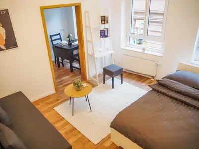 Ein Sitzbereich in der Unterkunft Charming old town apartment - Central in Neustadt