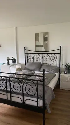 Ein Bett oder Betten in einem Zimmer der Unterkunft Helle 1-Zimmer Souterrainwohnung in ruhiger Lage!