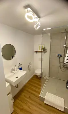 Ein Badezimmer in der Unterkunft Helle 1-Zimmer Souterrainwohnung in ruhiger Lage!