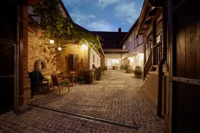 Das Gebäude in dem sich die Ferienwohnung befindet