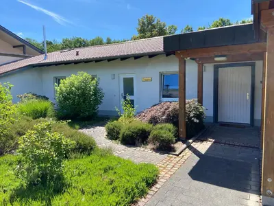 Ein Garten an der Unterkunft Ferienwohnung Nele