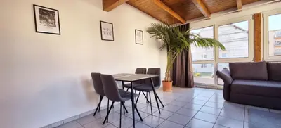 Ein Sitzbereich in der Unterkunft Apartment Neckarglück