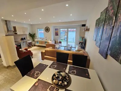 Ein Sitzbereich in der Unterkunft Ferienwohnung Königsberg