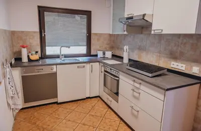 Küche/Küchenzeile in der Unterkunft Gruppen-Bungalow Stuttgart