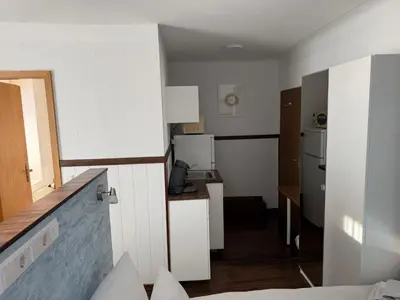 Küche/Küchenzeile in der Unterkunft Hotel Schöne Aussicht renoviert