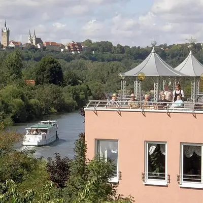 Hotel Schöne Aussicht renoviert