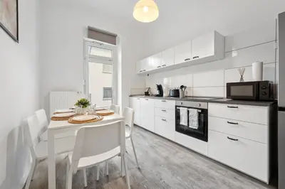 Küche/Küchenzeile in der Unterkunft KA01 Schicke Wohnung in Worms!