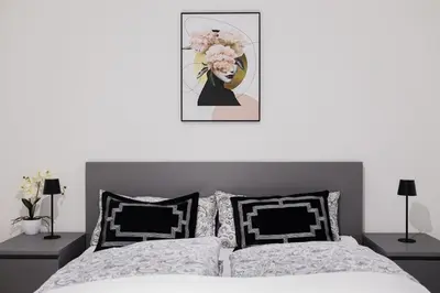 Ein Bett oder Betten in einem Zimmer der Unterkunft Wohnung im luxuriösen Anwesen mit Panoramablick