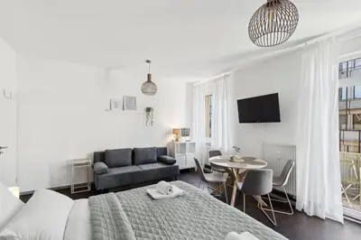 TV/Unterhaltungsangebot in der Unterkunft Zentral gelegenes 2BR Cityapartment in Neustadt an der Weinstraße