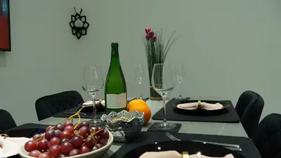 Getränke in der Unterkunft Ferienwohnung - modernes Heim Li-Apartments