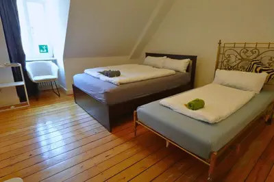 Ein Bett oder Betten in einem Zimmer der Unterkunft Quadrate Hostel Mannheim Z6 Denkmalschutz