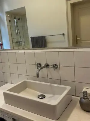 Ein Badezimmer in der Unterkunft Quadrate Hostel Mannheim Z6 Denkmalschutz