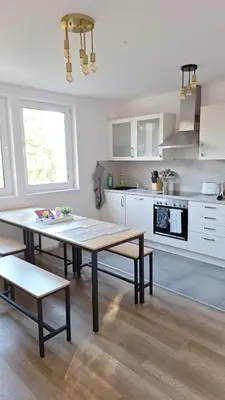 Küche/Küchenzeile in der Unterkunft Monteurwohnung Pforzheim - L8 Street