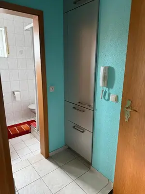 Ein Badezimmer in der Unterkunft Apartment for 2 people Zimmervermietung Lang