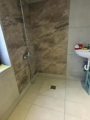 Ein Badezimmer in der Unterkunft Kilicer Apartment Durmersheim - Rasatt - Karlsruhe 76448 Durmersheim
