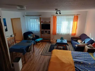 TV/Unterhaltungsangebot in der Unterkunft Ferienwohnung Sonnenschein Dittwar