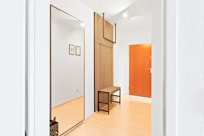 Grundriss der Unterkunft Kingsize Bett, Balkon, Arbeitsplatz, Netflix