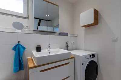 Grundriss der Unterkunft 2 BR Apartment mit Parkplatz