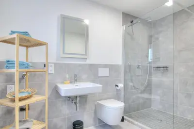 Ein Badezimmer in der Unterkunft Modernes Wohlfühl-Apartment mit Glasfaser-WLAN, Parkplatz in der Nähe & Küche in Bad Wimpfen
