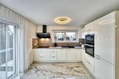 Küche/Küchenzeile in der Unterkunft Modernes großes Apartment zentrumsnah Business und Urlaub
