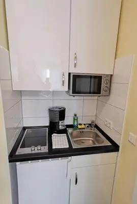 Küche/Küchenzeile in der Unterkunft Appartementhaus Regina - Darmstadt - Griesheim