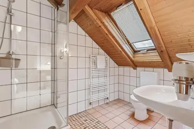 Ein Badezimmer in der Unterkunft Hotel zum Erwin